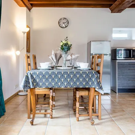 Le Clos Renard By Interhome Commes