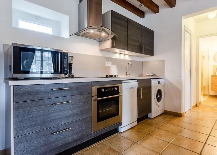 Сasa de vacaciones Le Clos Renard By Interhome Commes